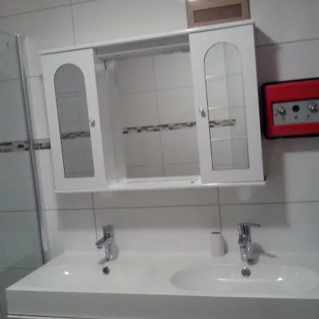 Nyaraló Villa-alpenblick